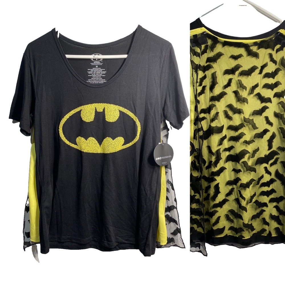 batman womens short sleeve shirt with 2 capes size medium 7 9